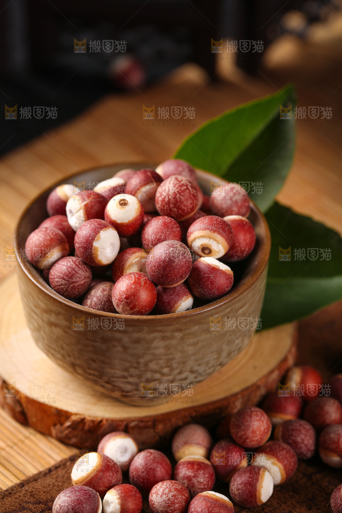 一碗红皮芡实