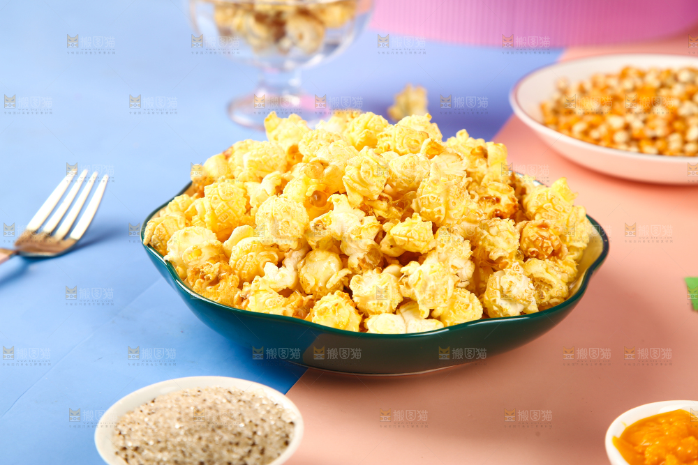 一盘奶香味爆米花
