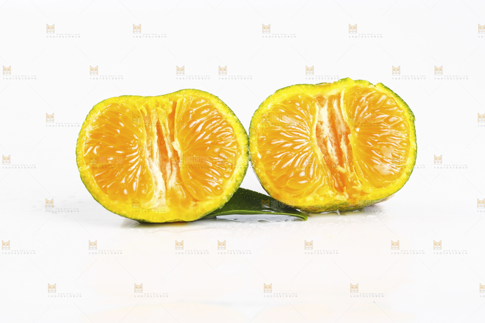 白底上的桂林清香蜜桔