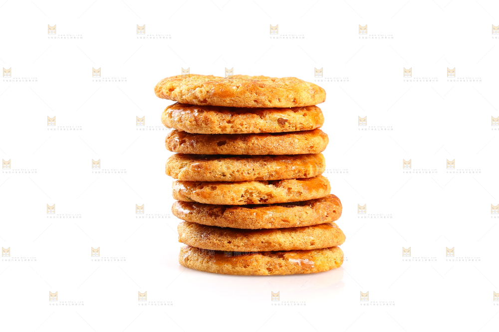 白底上放着鸡仔饼
