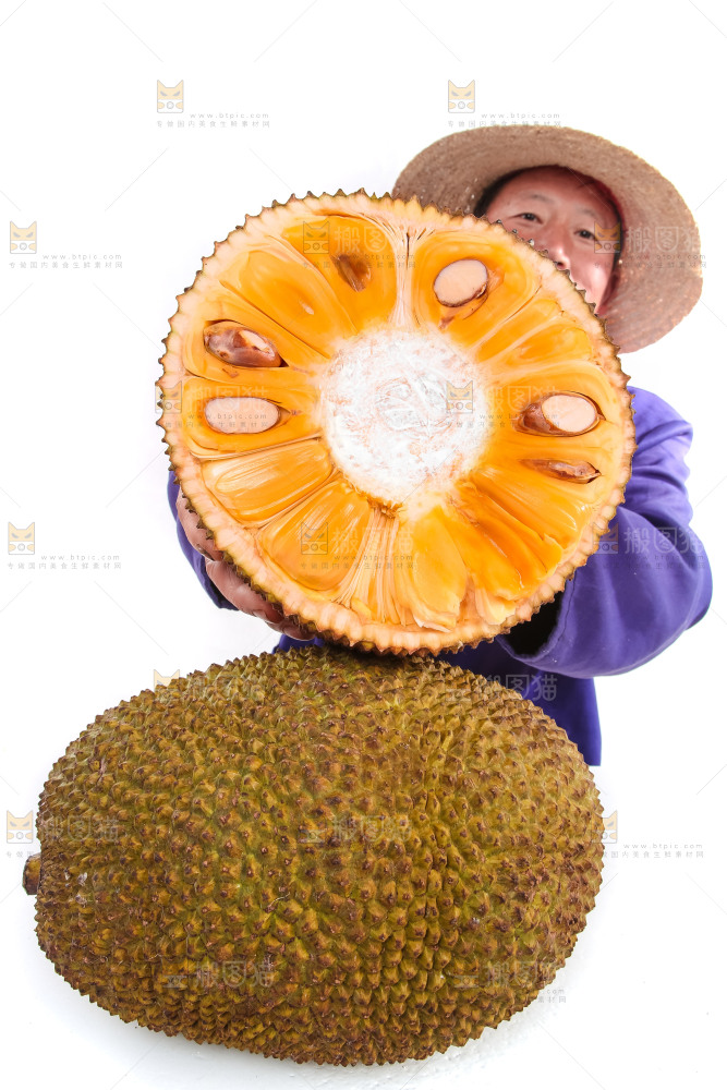 手里抱着半边泰国菠萝蜜