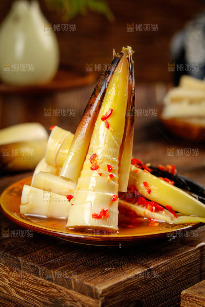 一盘香辣味手剥笋