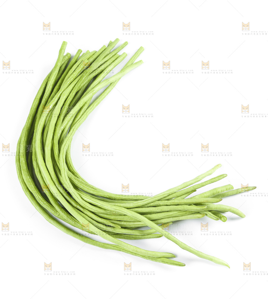 白底上摆放长豇豆