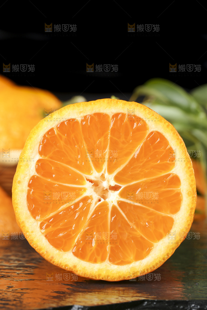石板上的椪柑