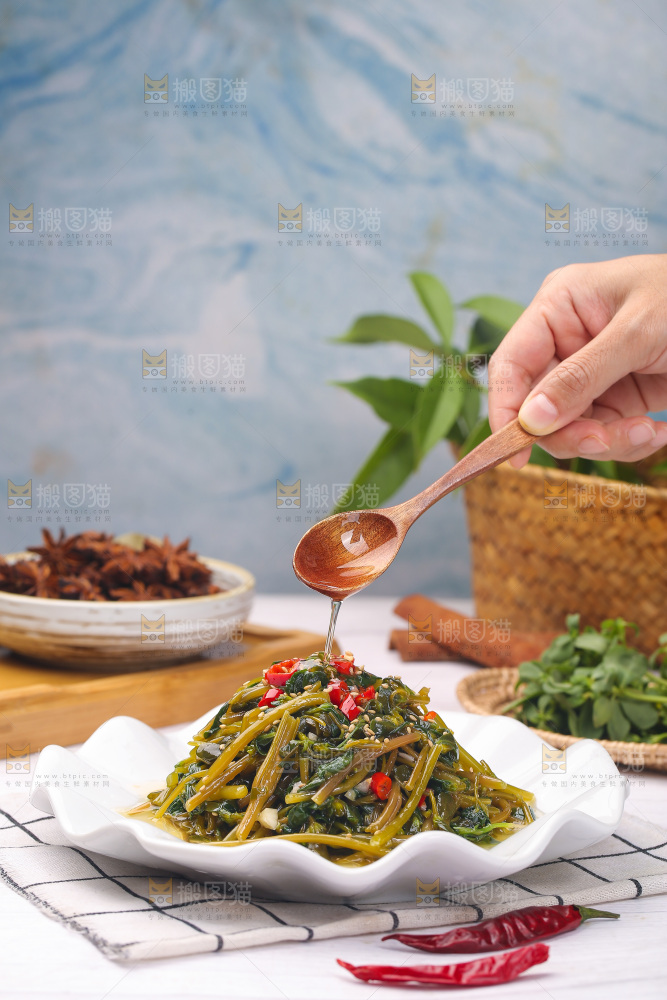 一盘凉拌马齿苋