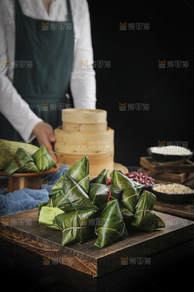 一堆糯米粽