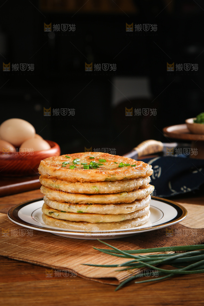 一盘香煎葱油饼