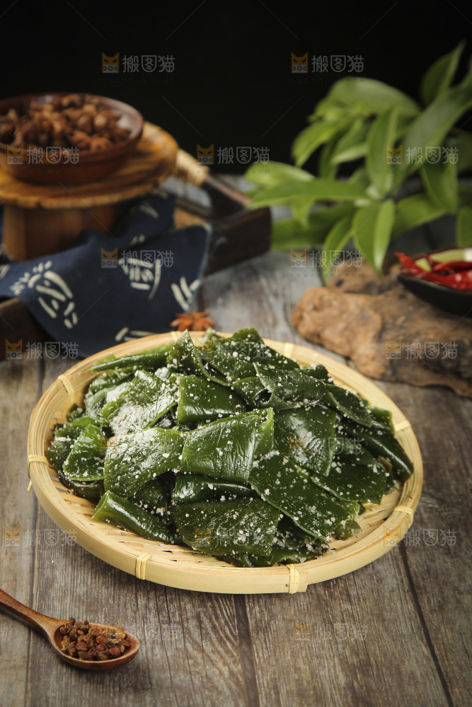 一篮盐渍海带结