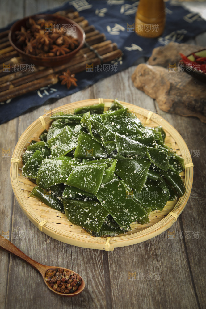 一篮盐渍海带结