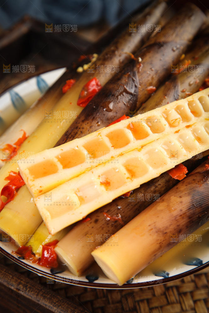 一盘香辣味手剥笋