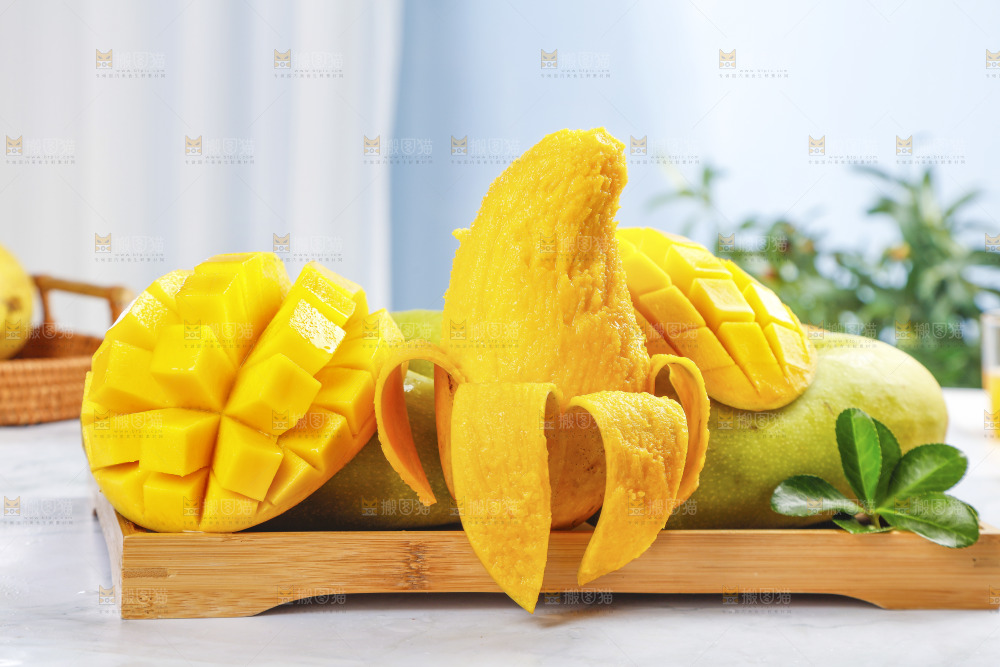 一堆新鲜金煌芒