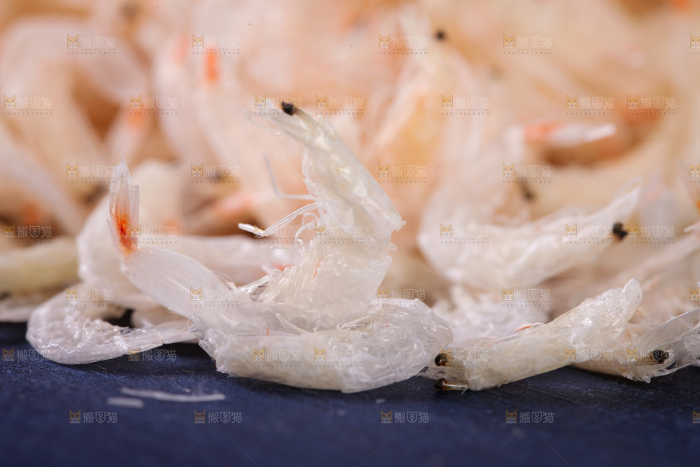 一堆淡干虾米