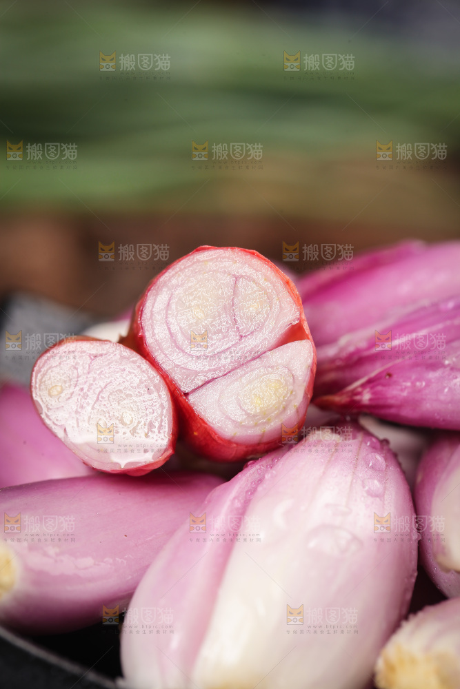 一盘紫葱头
