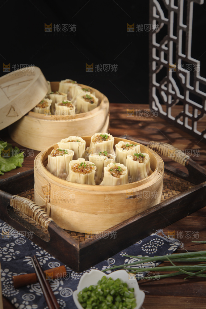 一笼鲜肉烧麦