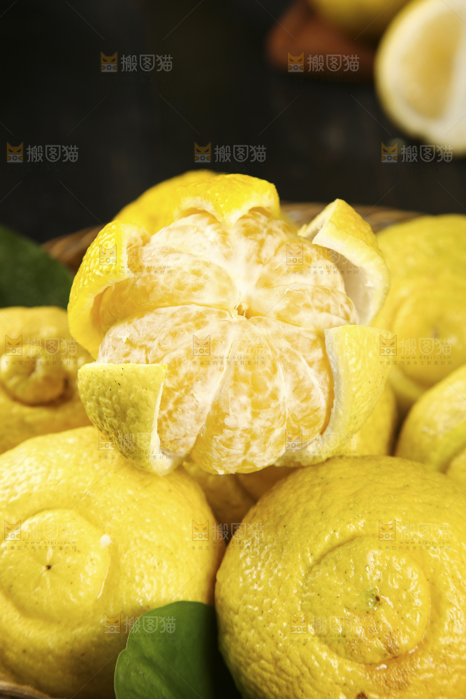 堆放黄金贡柚特写