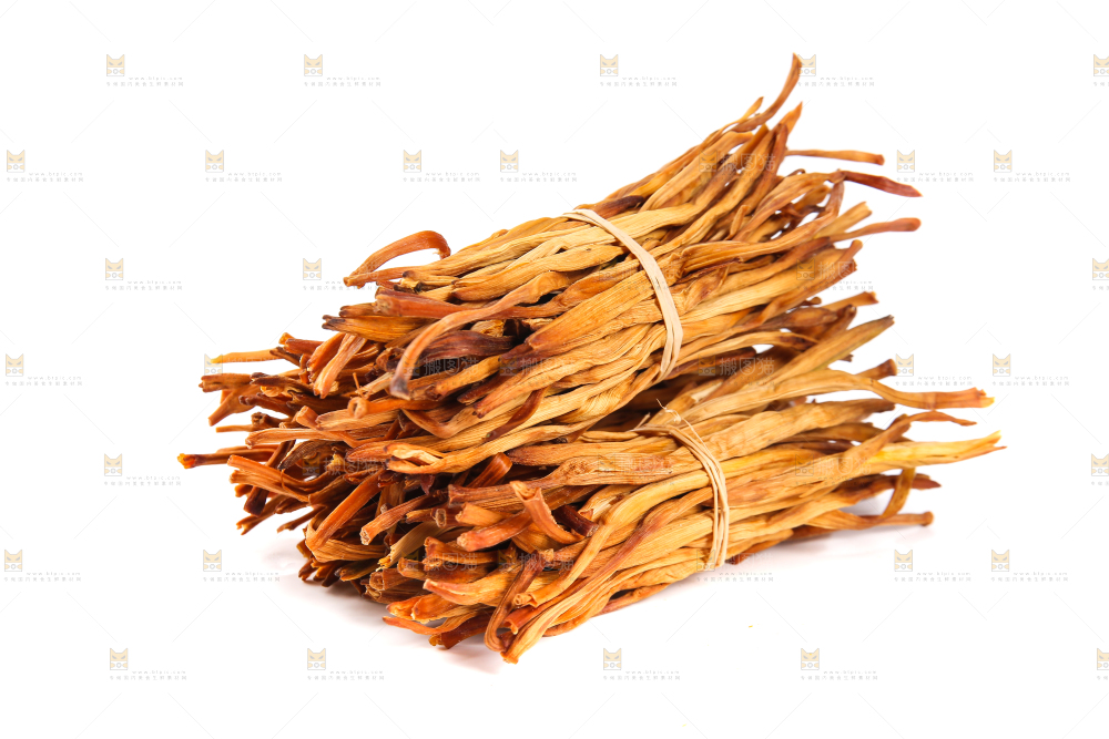 白底上摆放的黄花菜
