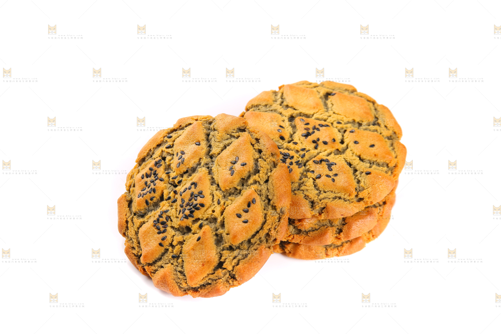 白底上的芝麻夹心桃酥