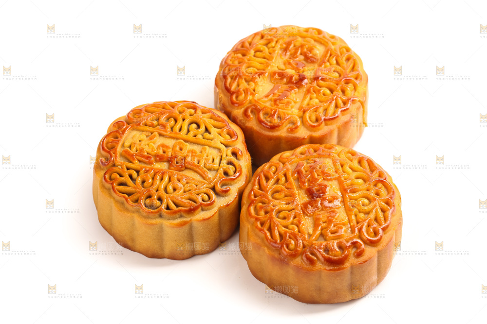 白底上的广式蛋黄月饼
