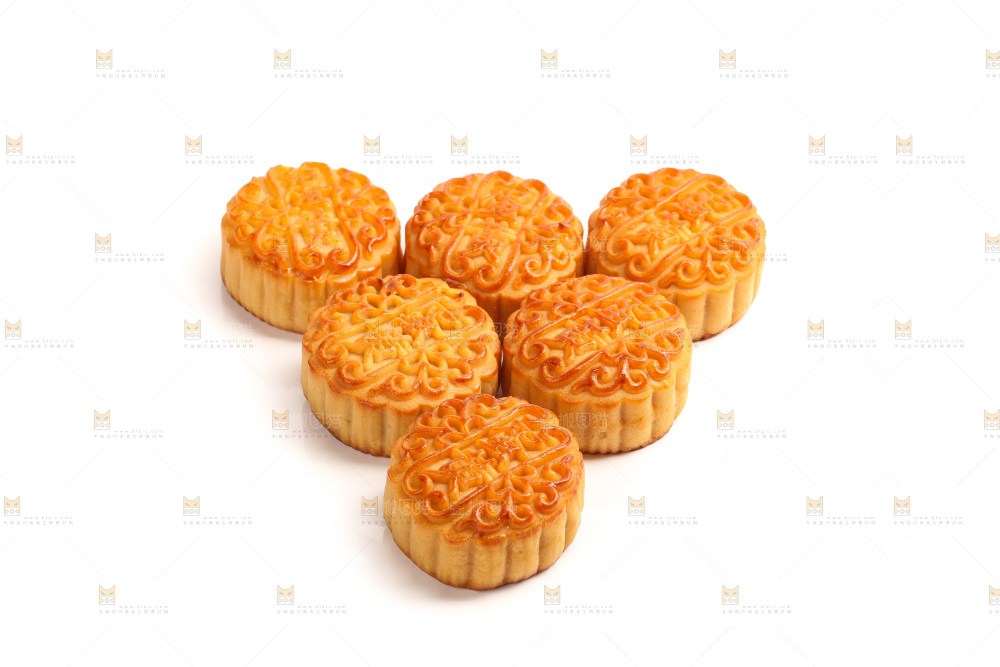白底上的广式蛋黄月饼
