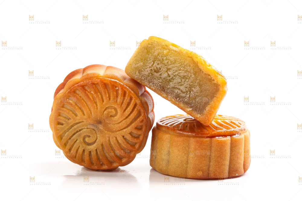 白底上的水果月饼