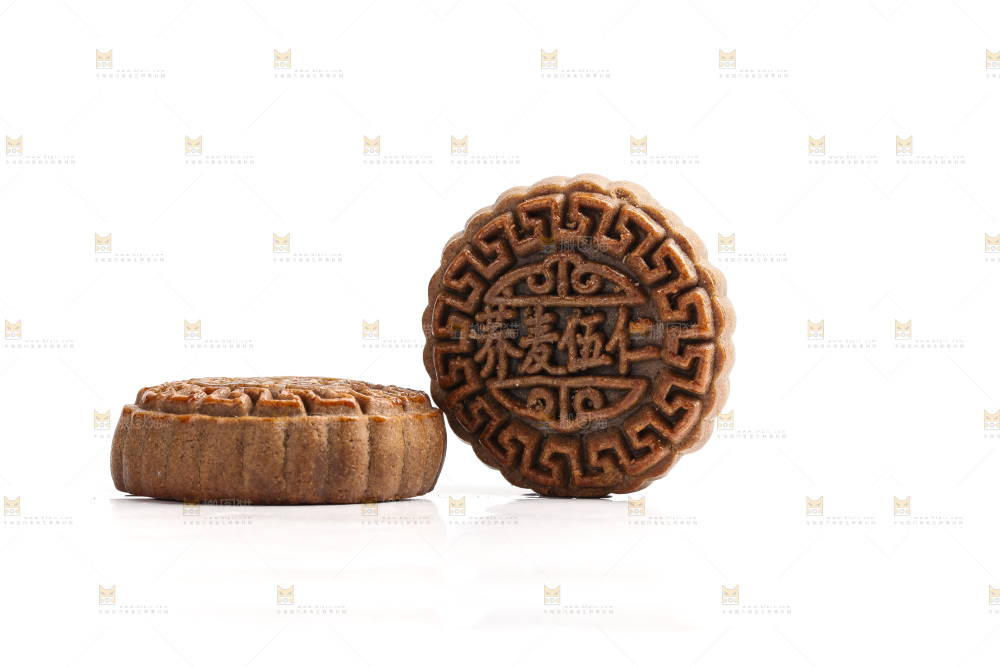 白底上的荞麦五仁月饼