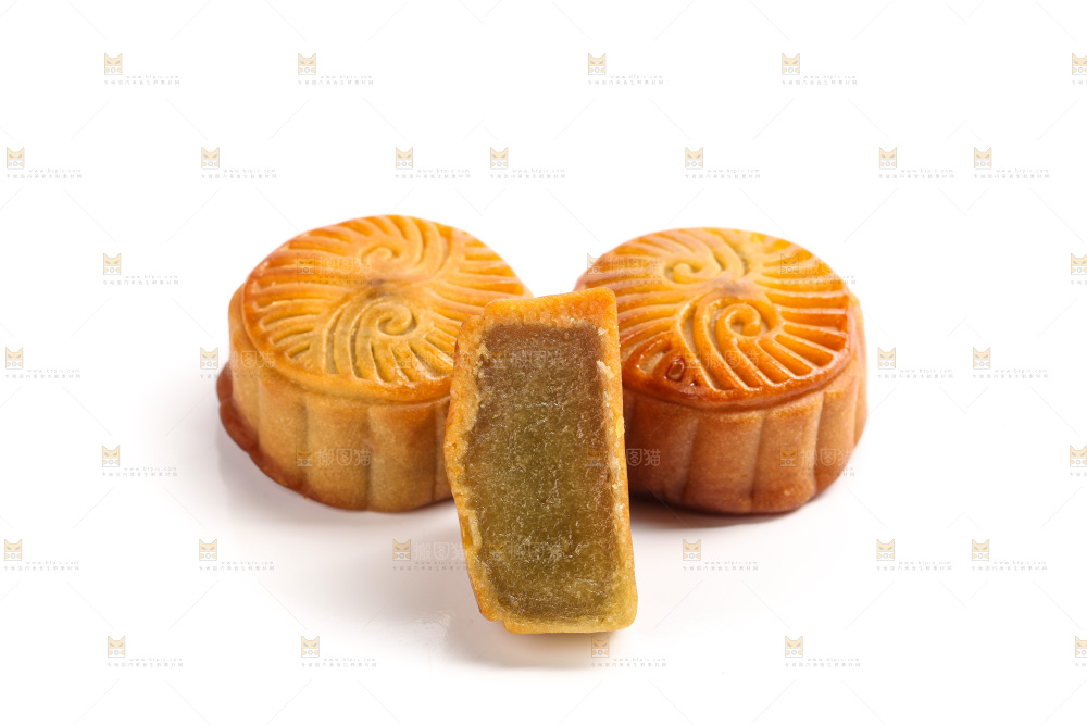 白底上的水果月饼