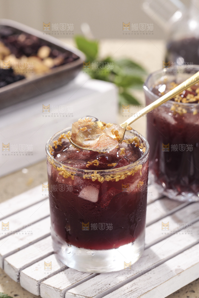 木板上放着酸梅汤