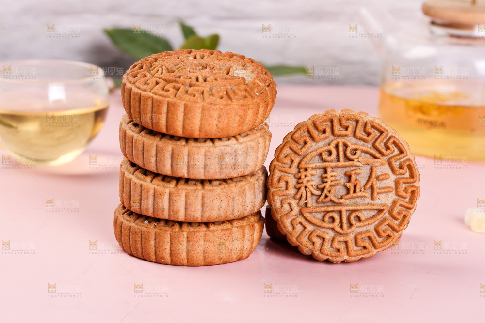 浅底上的荞麦五仁月饼