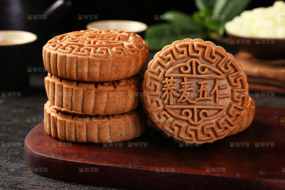 深底上的荞麦五仁月饼