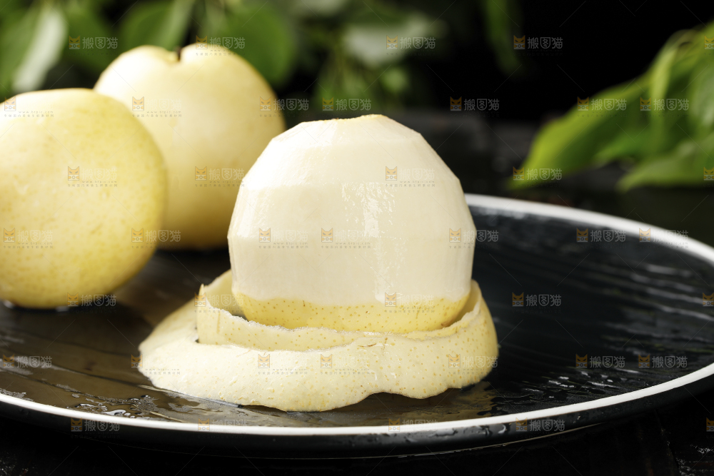 黑底上的皇冠梨