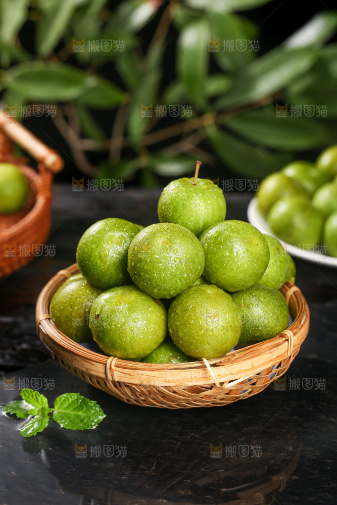 深底上的一篮脱骨李