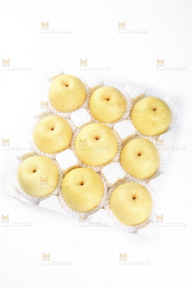 礼品箱里的新鲜皇冠梨