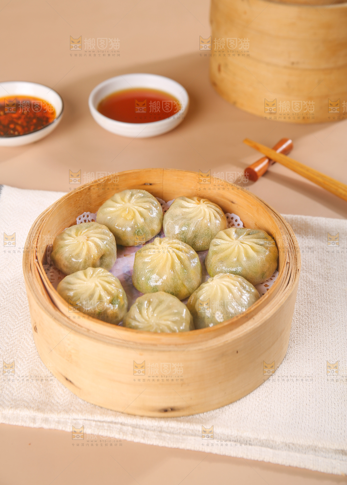 蒸笼里的小包子