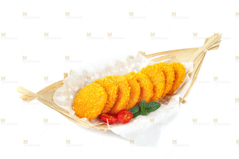 白底上摆放着香糯南瓜饼