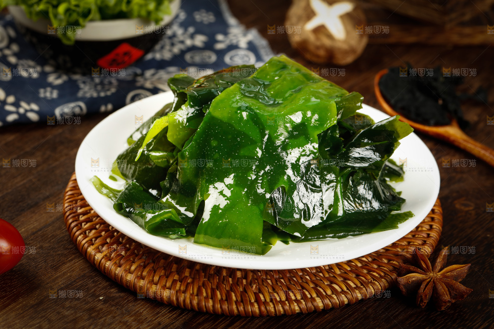 一盘泡过的无梗裙带菜