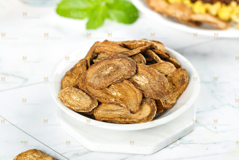一盘黄金牛蒡片