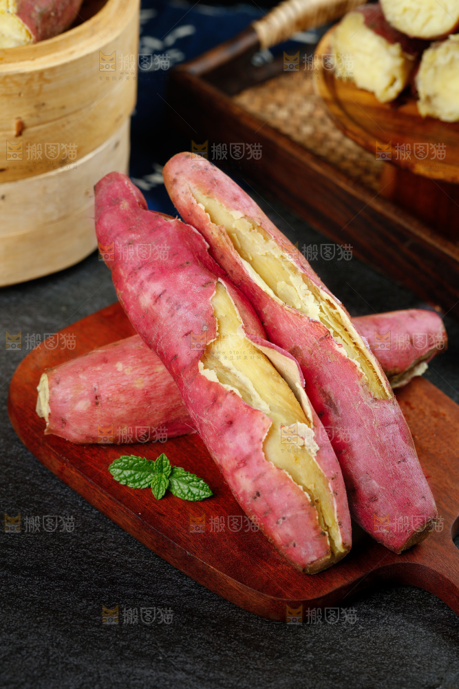 盘子里的板栗薯