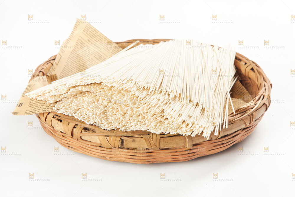 篮子里的细面