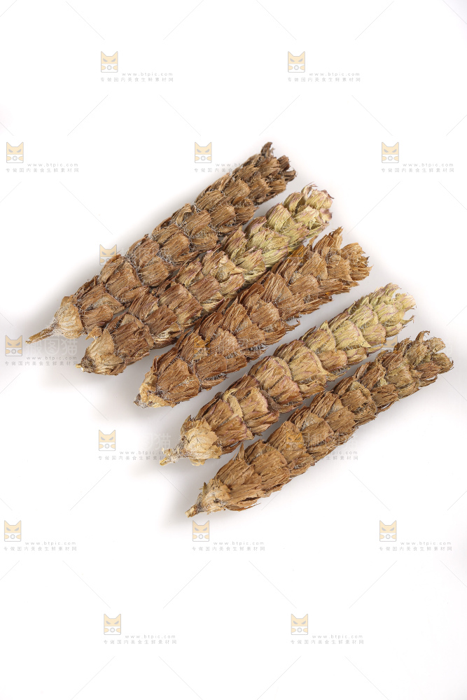 白底上放着夏枯草
