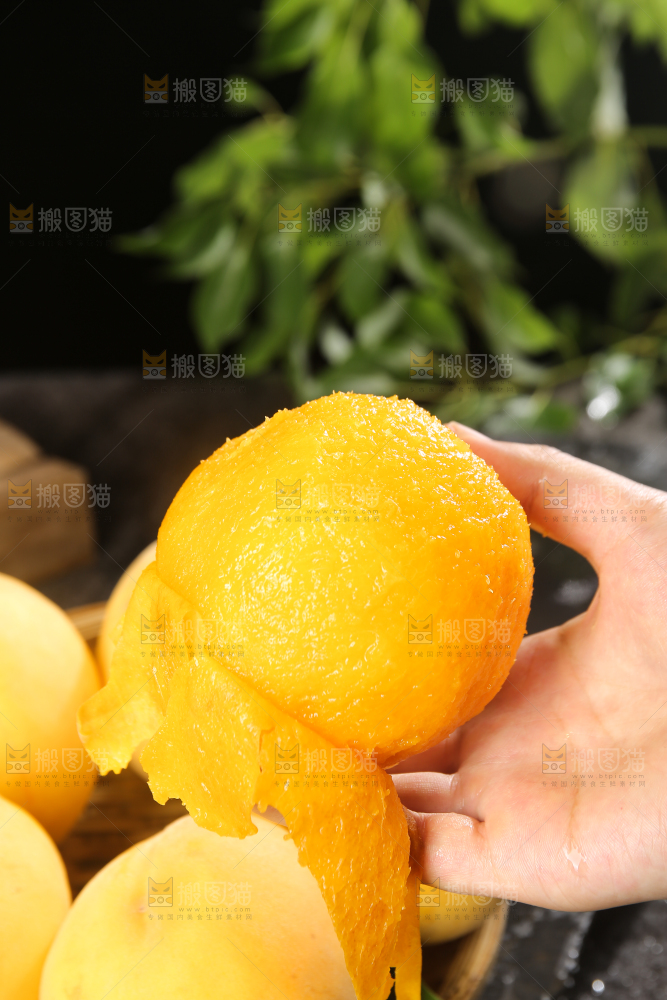 深底上的锦绣黄桃