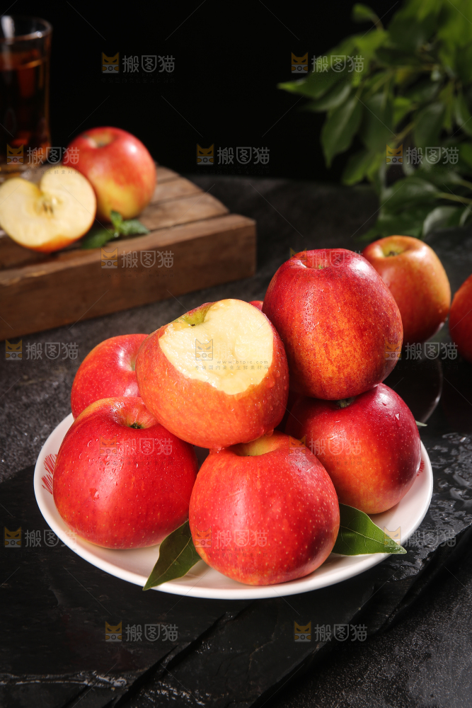 黑底上的高原红苹果