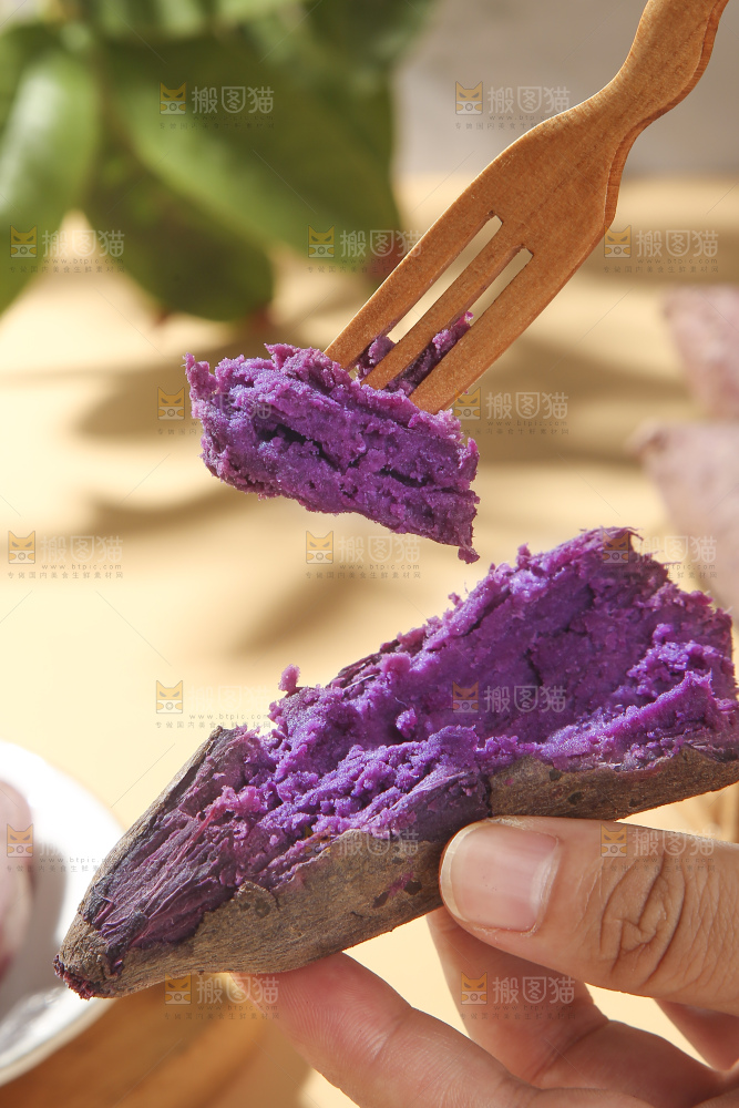 浅底上的板栗紫薯