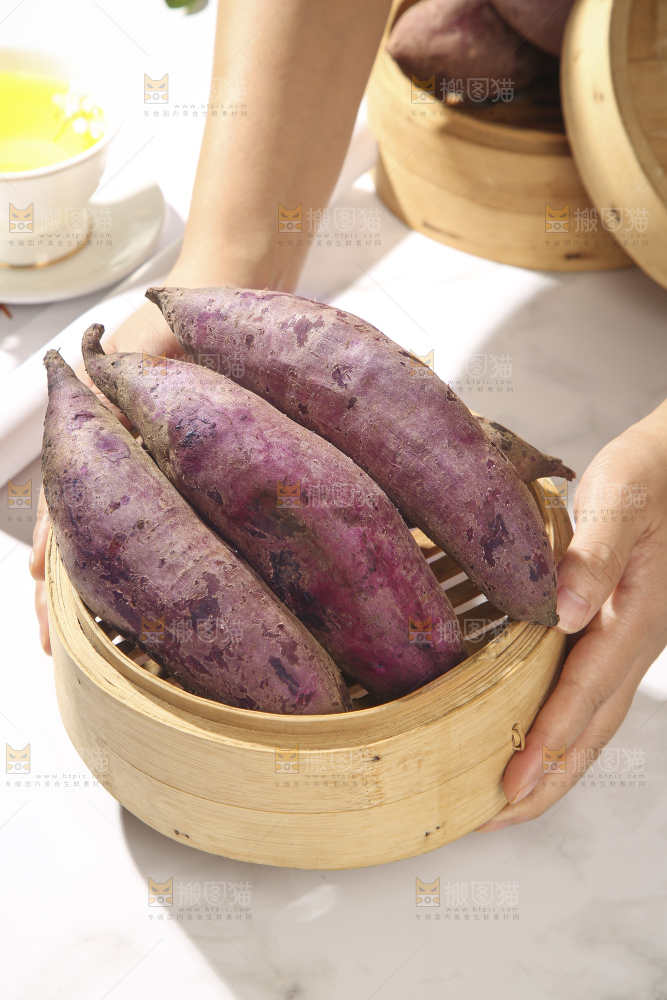 浅底上的板栗紫薯
