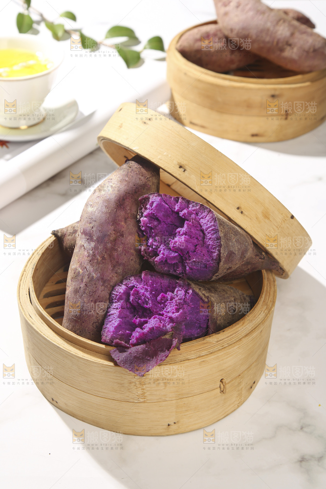 浅底上的板栗紫薯