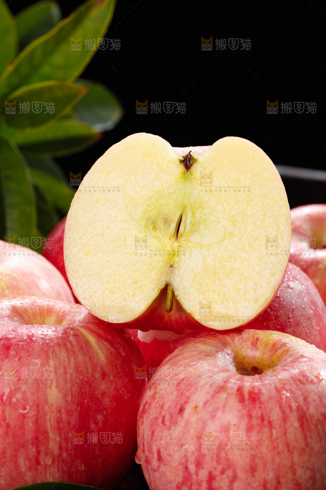 深底上的红富士苹果