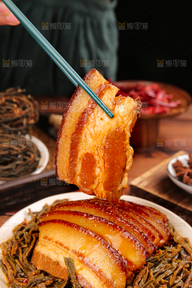 深底上的干豆角扣肉