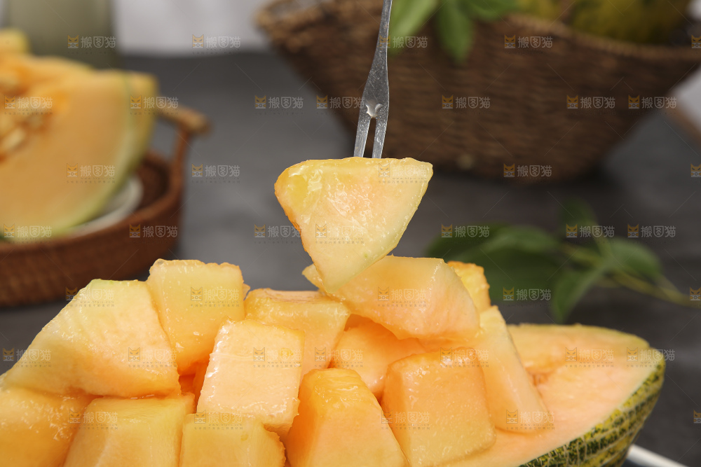 深底上的新疆伽师瓜