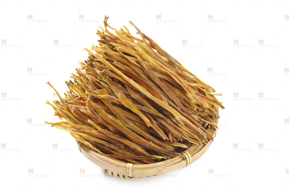 白底上摆放的黄花菜