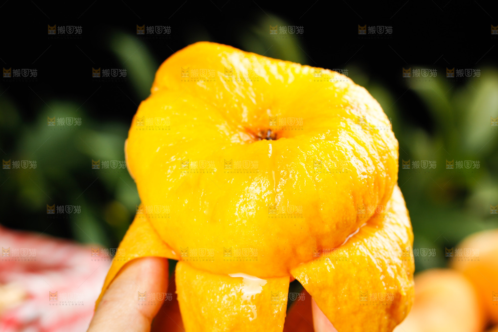 深底上的黄毛蟠桃