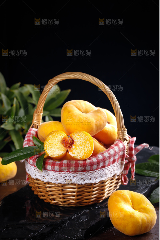 深底上的黄毛蟠桃